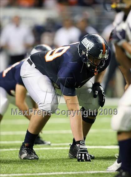 Thumbnail 1 in Edinburg North vs. Brandeis (Texas 5A Region 4 Playoffs) photogallery.