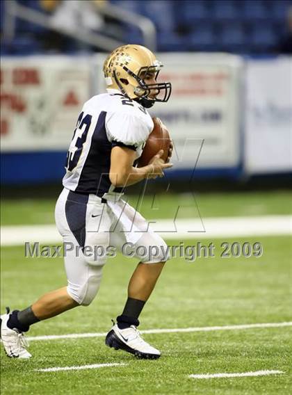 Thumbnail 2 in Edinburg North vs. Brandeis (Texas 5A Region 4 Playoffs) photogallery.