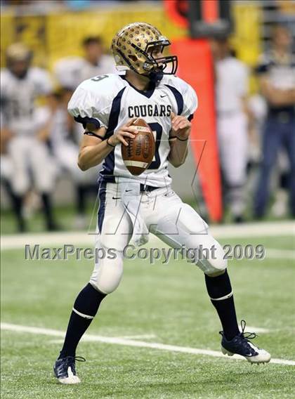 Thumbnail 3 in Edinburg North vs. Brandeis (Texas 5A Region 4 Playoffs) photogallery.