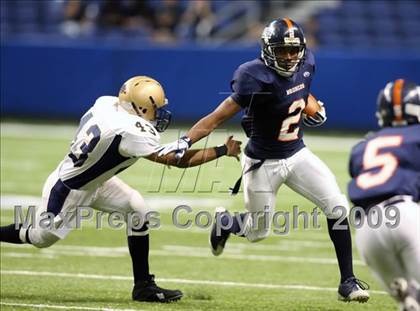 Thumbnail 1 in Edinburg North vs. Brandeis (Texas 5A Region 4 Playoffs) photogallery.