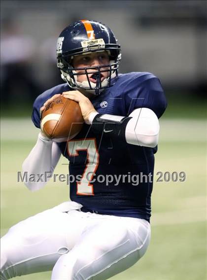 Thumbnail 3 in Edinburg North vs. Brandeis (Texas 5A Region 4 Playoffs) photogallery.