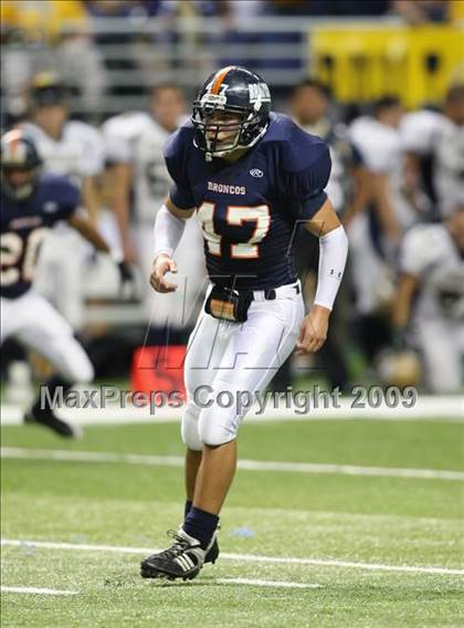 Thumbnail 1 in Edinburg North vs. Brandeis (Texas 5A Region 4 Playoffs) photogallery.