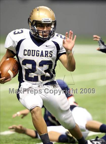 Thumbnail 1 in Edinburg North vs. Brandeis (Texas 5A Region 4 Playoffs) photogallery.