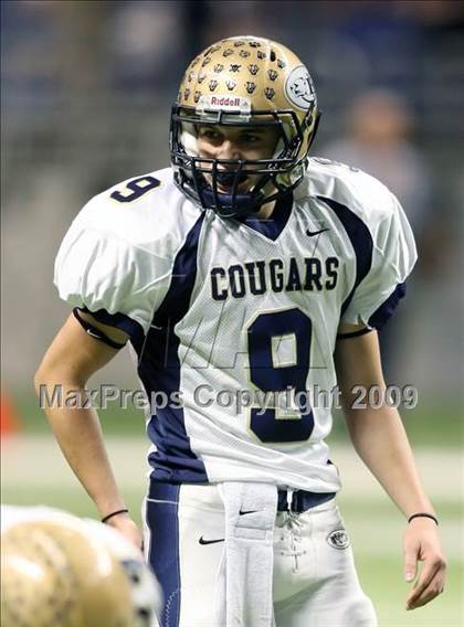 Thumbnail 2 in Edinburg North vs. Brandeis (Texas 5A Region 4 Playoffs) photogallery.