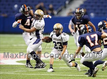 Thumbnail 1 in Edinburg North vs. Brandeis (Texas 5A Region 4 Playoffs) photogallery.