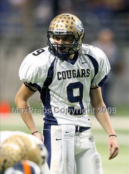 Thumbnail 3 in Edinburg North vs. Brandeis (Texas 5A Region 4 Playoffs) photogallery.