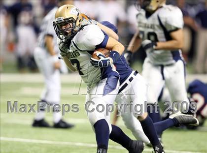 Thumbnail 1 in Edinburg North vs. Brandeis (Texas 5A Region 4 Playoffs) photogallery.