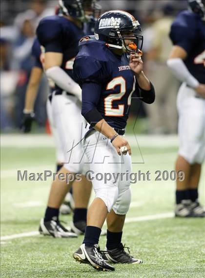 Thumbnail 2 in Edinburg North vs. Brandeis (Texas 5A Region 4 Playoffs) photogallery.