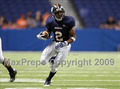 Thumbnail 2 in Edinburg North vs. Brandeis (Texas 5A Region 4 Playoffs) photogallery.