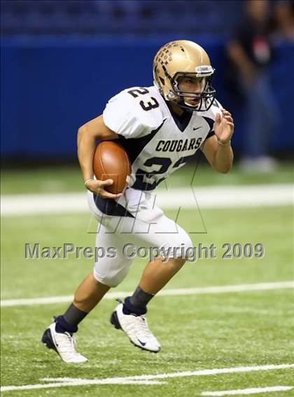 Thumbnail 1 in Edinburg North vs. Brandeis (Texas 5A Region 4 Playoffs) photogallery.
