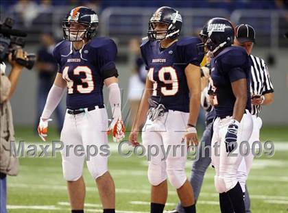 Thumbnail 1 in Edinburg North vs. Brandeis (Texas 5A Region 4 Playoffs) photogallery.