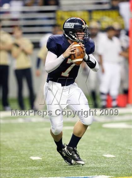 Thumbnail 1 in Edinburg North vs. Brandeis (Texas 5A Region 4 Playoffs) photogallery.