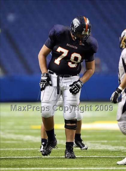 Thumbnail 2 in Edinburg North vs. Brandeis (Texas 5A Region 4 Playoffs) photogallery.
