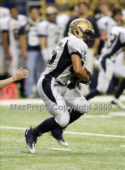 Thumbnail 1 in Edinburg North vs. Brandeis (Texas 5A Region 4 Playoffs) photogallery.