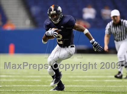 Thumbnail 3 in Edinburg North vs. Brandeis (Texas 5A Region 4 Playoffs) photogallery.