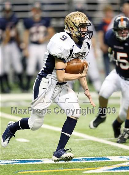 Thumbnail 2 in Edinburg North vs. Brandeis (Texas 5A Region 4 Playoffs) photogallery.