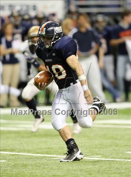 Thumbnail 3 in Edinburg North vs. Brandeis (Texas 5A Region 4 Playoffs) photogallery.
