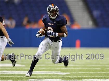 Thumbnail 3 in Edinburg North vs. Brandeis (Texas 5A Region 4 Playoffs) photogallery.