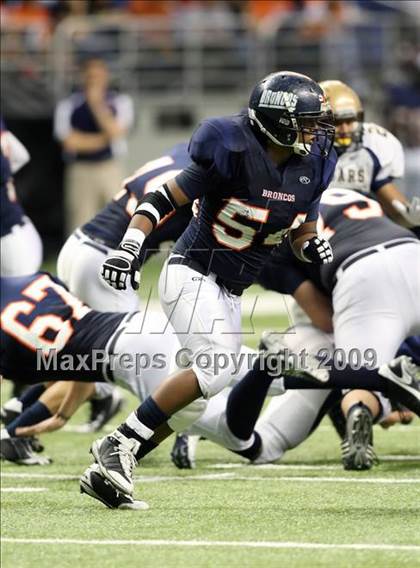 Thumbnail 3 in Edinburg North vs. Brandeis (Texas 5A Region 4 Playoffs) photogallery.