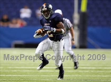 Thumbnail 1 in Edinburg North vs. Brandeis (Texas 5A Region 4 Playoffs) photogallery.