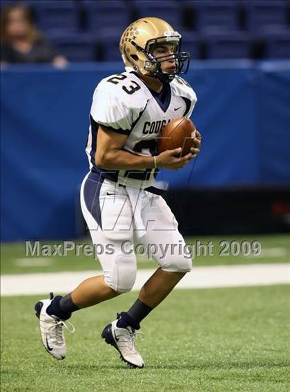 Thumbnail 2 in Edinburg North vs. Brandeis (Texas 5A Region 4 Playoffs) photogallery.