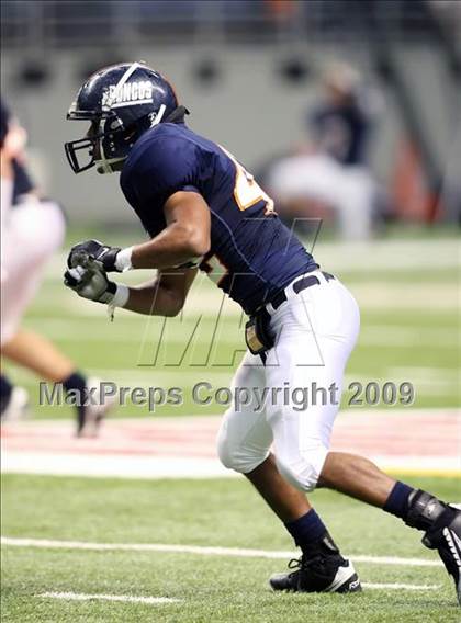 Thumbnail 2 in Edinburg North vs. Brandeis (Texas 5A Region 4 Playoffs) photogallery.