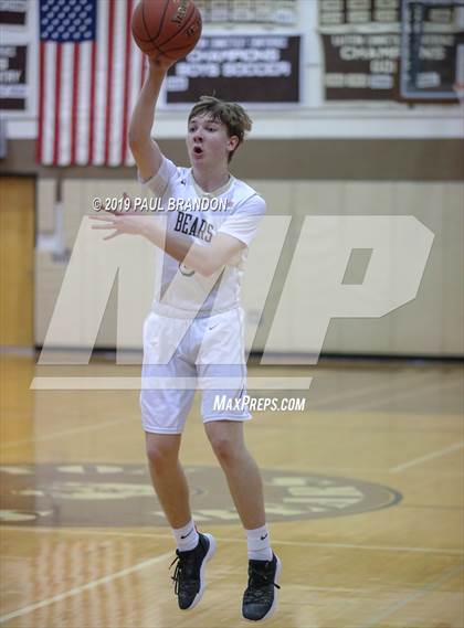 Thumbnail 3 in Stonington vs Wheeler (CIAC ECC D2 Semifinal) photogallery.