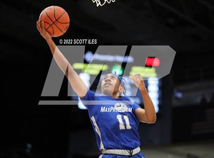 Thumbnail 2 in Gilmour Academy vs St. Vincent-St. Mary (OHSAA D2 Final)  photogallery.