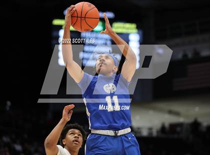 Thumbnail 3 in Gilmour Academy vs St. Vincent-St. Mary (OHSAA D2 Final)  photogallery.