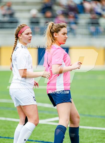 Thumbnail 3 in Helias vs. St James Academy (Helias Invitational) photogallery.