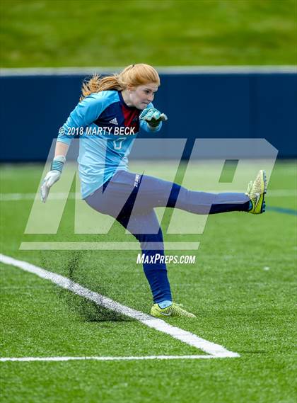 Thumbnail 3 in Helias vs. St James Academy (Helias Invitational) photogallery.