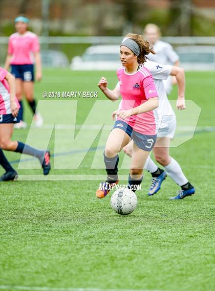 Thumbnail 2 in Helias vs. St James Academy (Helias Invitational) photogallery.