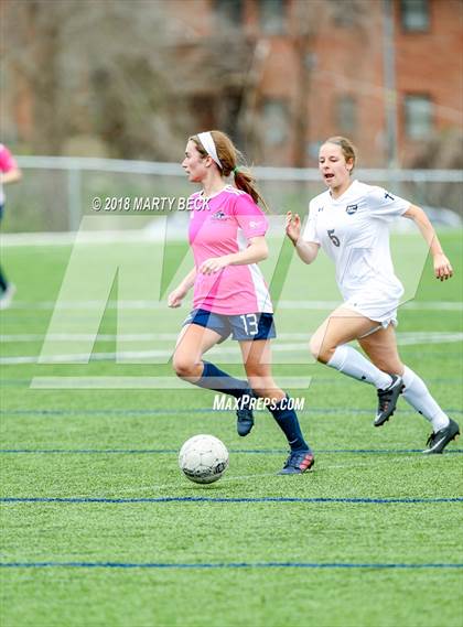 Thumbnail 2 in Helias vs. St James Academy (Helias Invitational) photogallery.