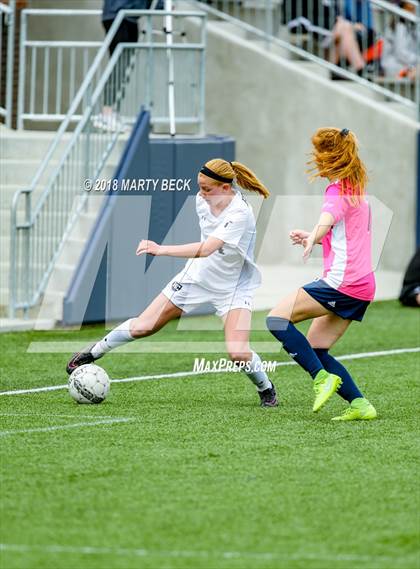 Thumbnail 1 in Helias vs. St James Academy (Helias Invitational) photogallery.
