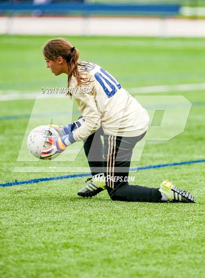 Thumbnail 3 in Helias vs. St James Academy (Helias Invitational) photogallery.