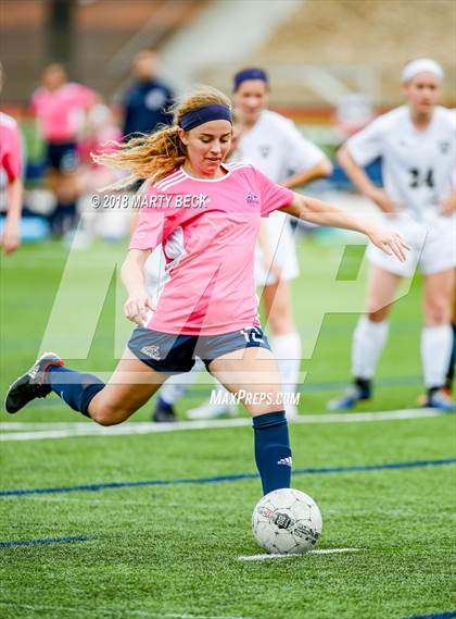 Thumbnail 2 in Helias vs. St James Academy (Helias Invitational) photogallery.