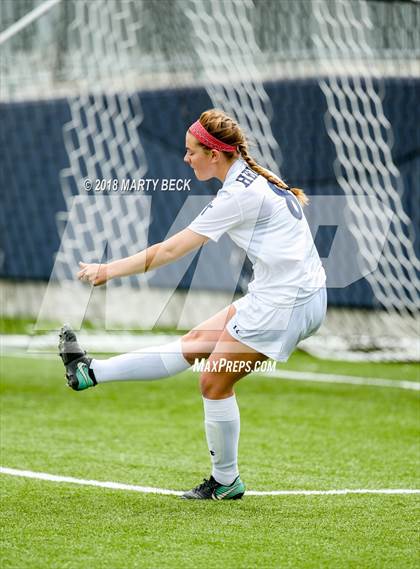 Thumbnail 1 in Helias vs. St James Academy (Helias Invitational) photogallery.