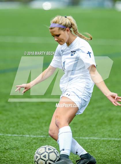 Thumbnail 3 in Helias vs. St James Academy (Helias Invitational) photogallery.