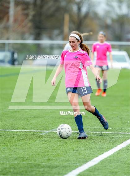 Thumbnail 3 in Helias vs. St James Academy (Helias Invitational) photogallery.