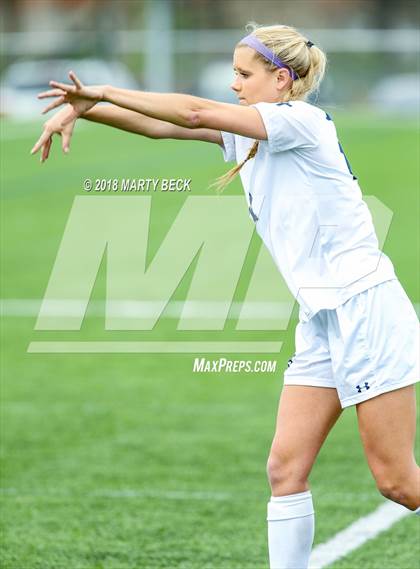 Thumbnail 3 in Helias vs. St James Academy (Helias Invitational) photogallery.
