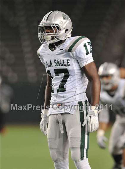 Thumbnail 3 in De La Salle vs. Westlake (CIF State Open Division Final) photogallery.