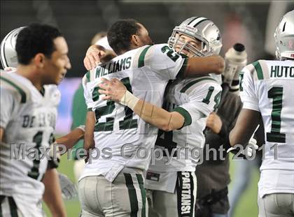 Thumbnail 3 in De La Salle vs. Westlake (CIF State Open Division Final) photogallery.