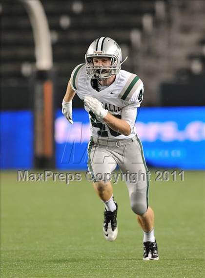 Thumbnail 1 in De La Salle vs. Westlake (CIF State Open Division Final) photogallery.