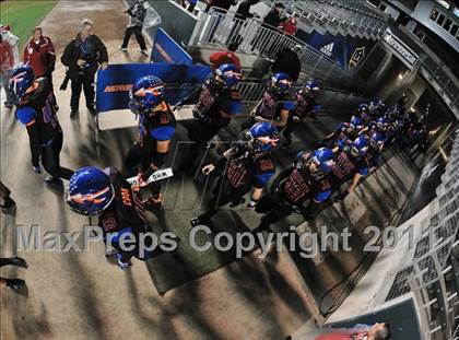 Thumbnail 1 in De La Salle vs. Westlake (CIF State Open Division Final) photogallery.