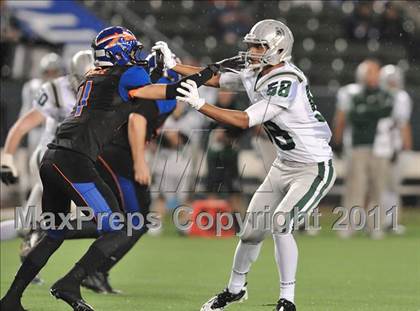 Thumbnail 2 in De La Salle vs. Westlake (CIF State Open Division Final) photogallery.