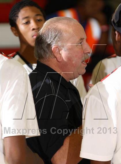 Thumbnail 3 in Dominguez vs. Westchester (Pacific Shores Tournament) photogallery.