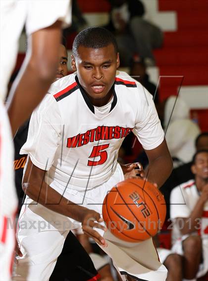 Thumbnail 2 in Dominguez vs. Westchester (Pacific Shores Tournament) photogallery.