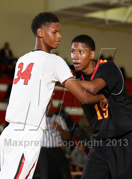 Thumbnail 2 in Dominguez vs. Westchester (Pacific Shores Tournament) photogallery.