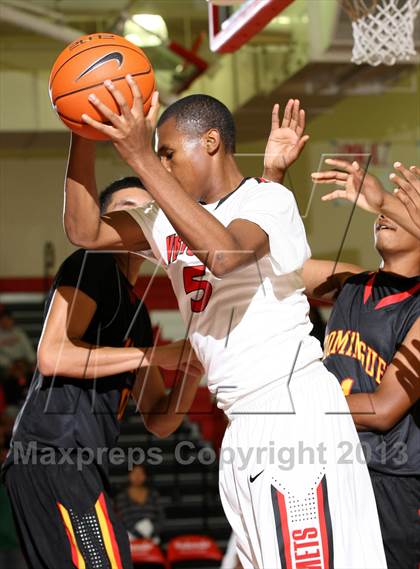 Thumbnail 2 in Dominguez vs. Westchester (Pacific Shores Tournament) photogallery.