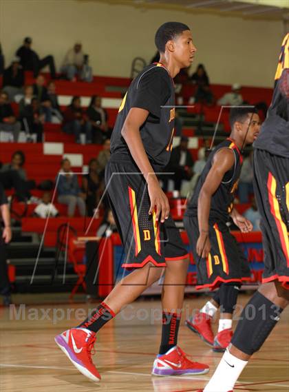 Thumbnail 1 in Dominguez vs. Westchester (Pacific Shores Tournament) photogallery.